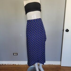 Collectif Bright and Beautiful Gwendolyn Wild Floral Skirt, BNWT, Size XL